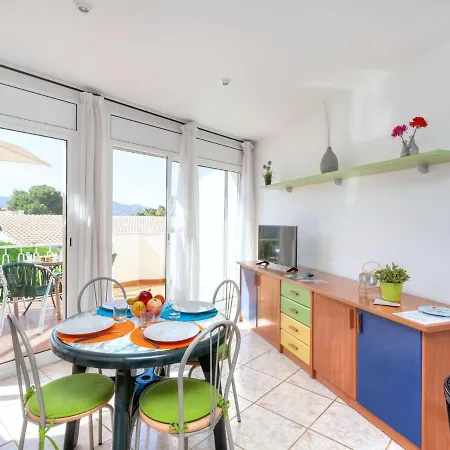 Apartment Palmiers I-5 By Interhome *